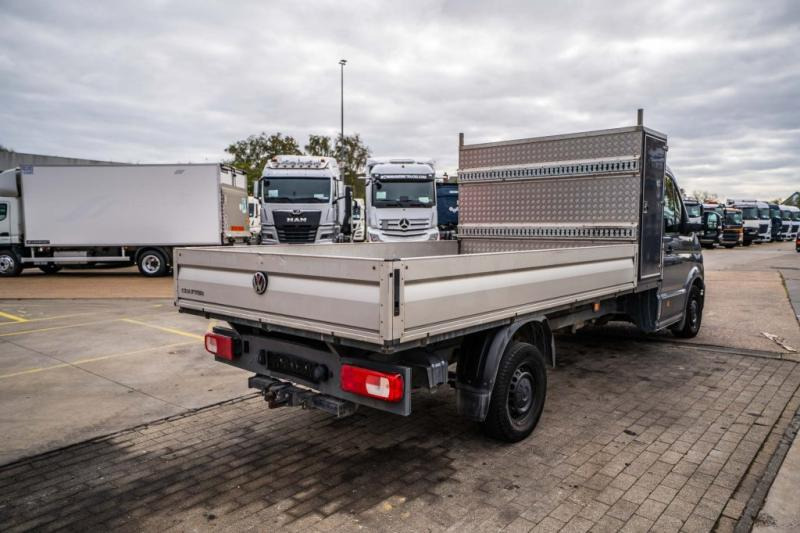 VW CRAFTER - Utilitaire plateau: photos 4 VW CRAFTER - Utilitaire plateau: photos 4