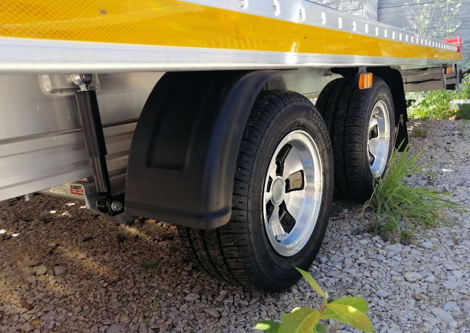 Besttrailers Silverstone - Remorque porte-voitures: photos 2 Besttrailers Silverstone - Remorque porte-voitures: photos 2