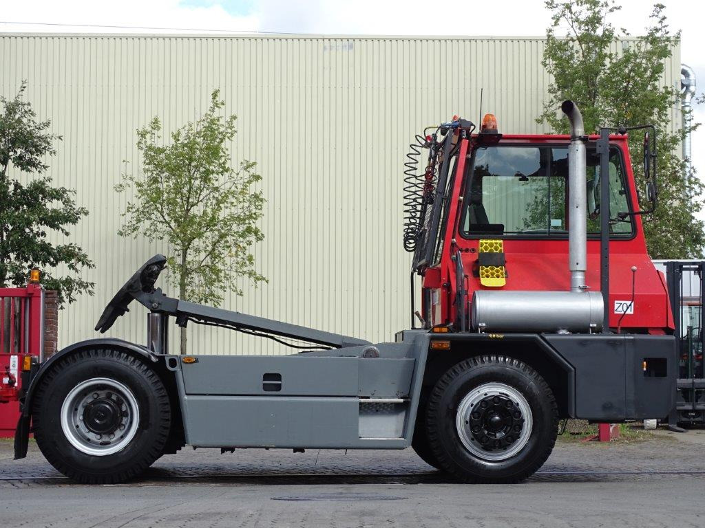 Kalmar TTX182A - Strassenzulassung - Tracteur portuaire: photos 4 Kalmar TTX182A - Strassenzulassung - Tracteur portuaire: photos 4