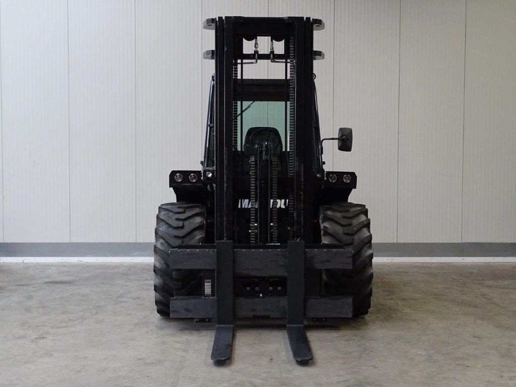 Manitou M50-4D - TRIPLEX- 4x4 - Chariot tout terrain: photos 5 Manitou M50-4D - TRIPLEX- 4x4 - Chariot tout terrain: photos 5