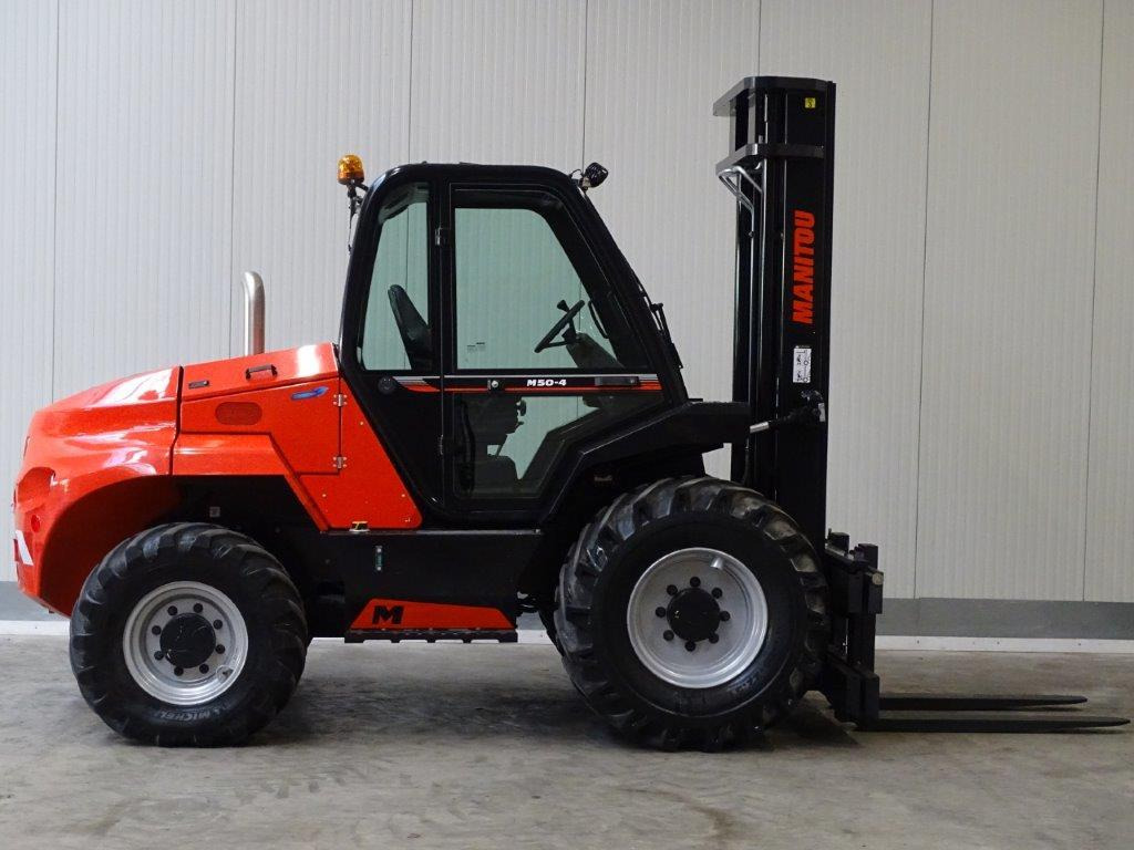 Manitou M50-4D - TRIPLEX- 4x4 - Chariot tout terrain: photos 4 Manitou M50-4D - TRIPLEX- 4x4 - Chariot tout terrain: photos 4