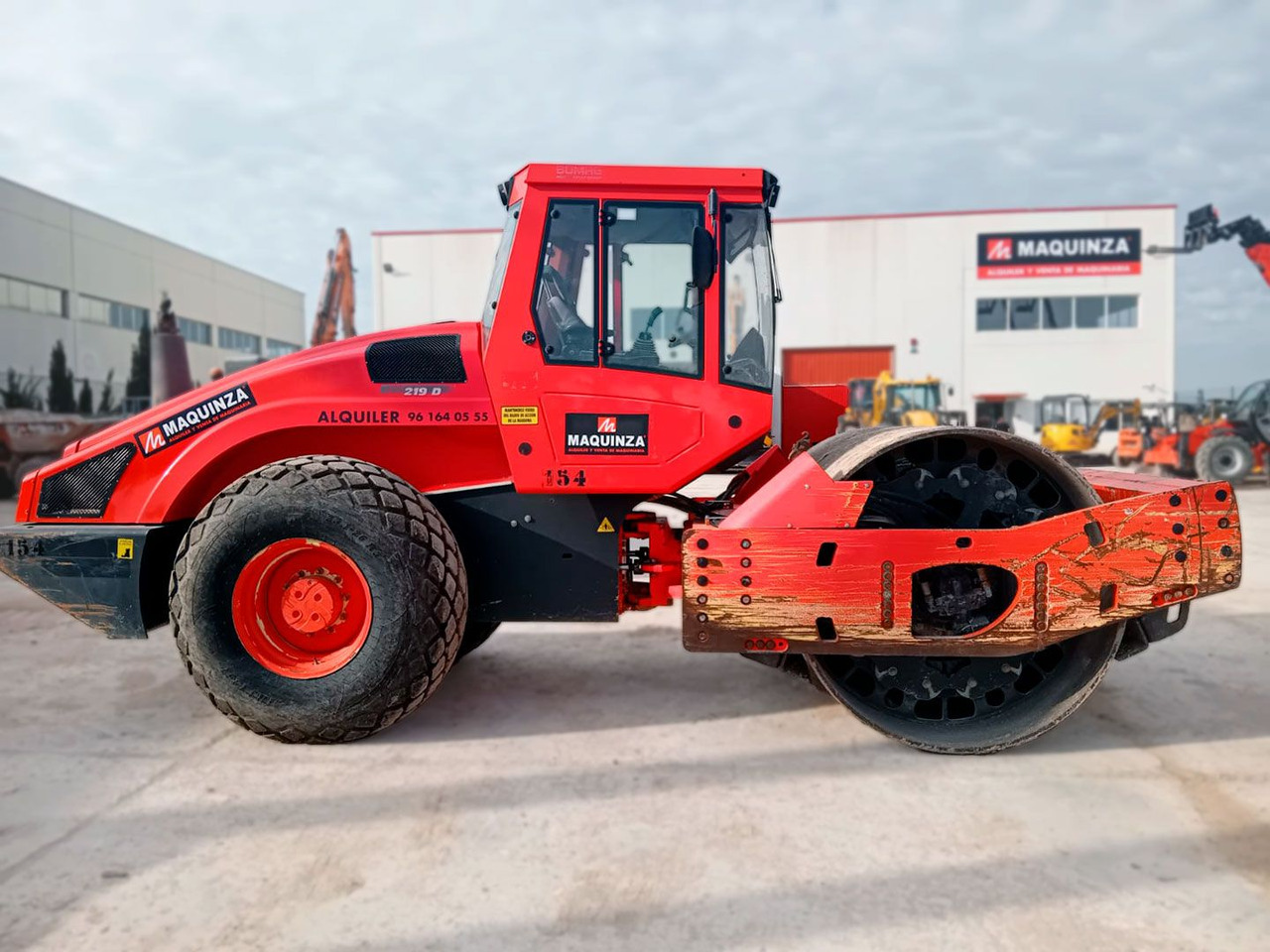 BOMAG BW219D4 - Compacteur à pieds de mouton/ Monocylindre: photos 1 BOMAG BW219D4 - Compacteur à pieds de mouton/ Monocylindre: photos 1