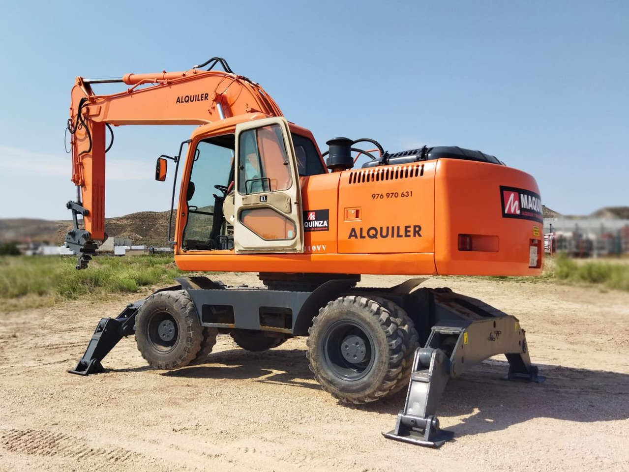 DAEWOO 210 W-V M4E (LOC) - Pelle sur pneus: photos 5 DAEWOO 210 W-V M4E (LOC) - Pelle sur pneus: photos 5