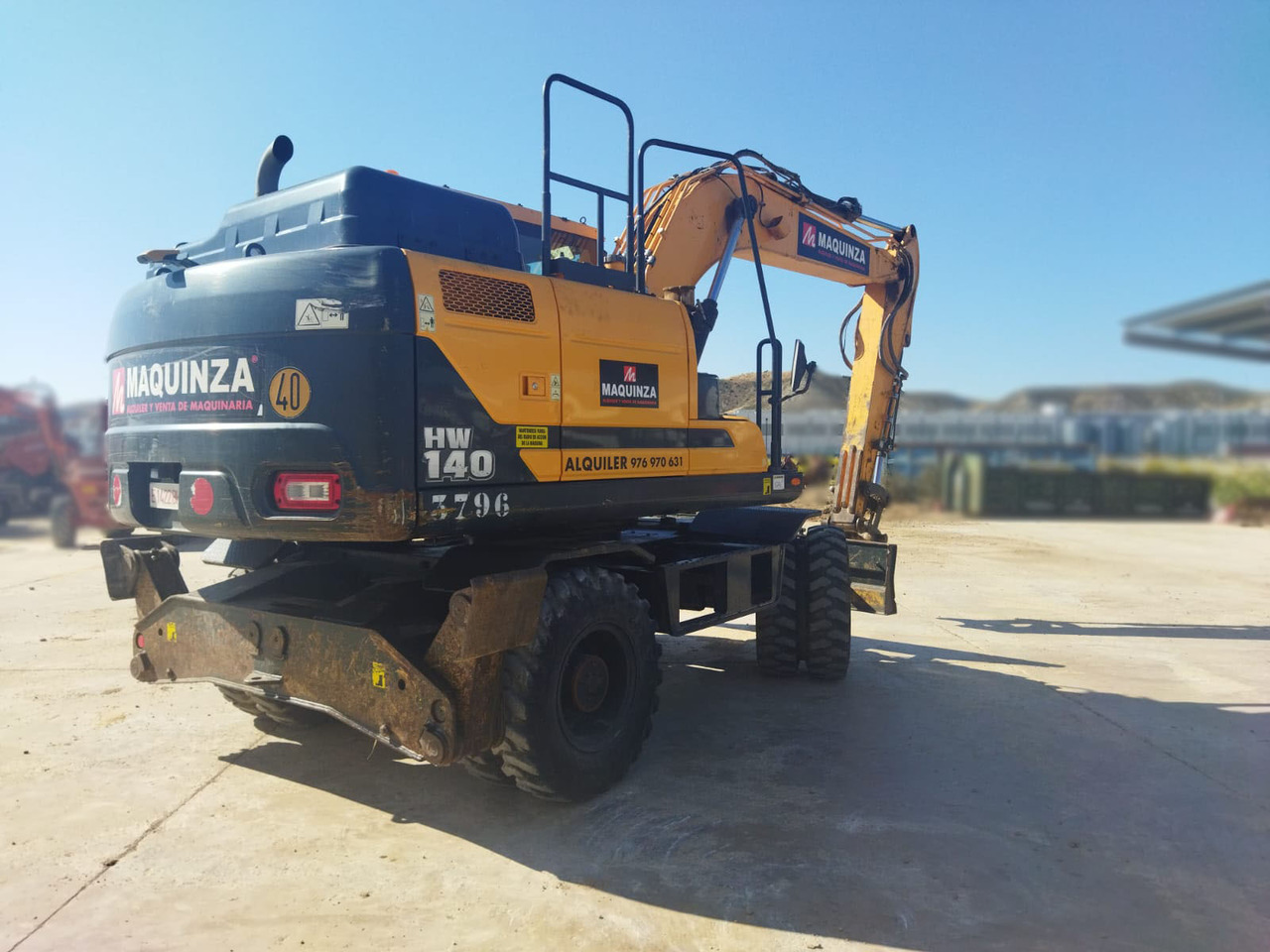 HYUNDAI HW140 - Pelle sur pneus: photos 2 HYUNDAI HW140 - Pelle sur pneus: photos 2