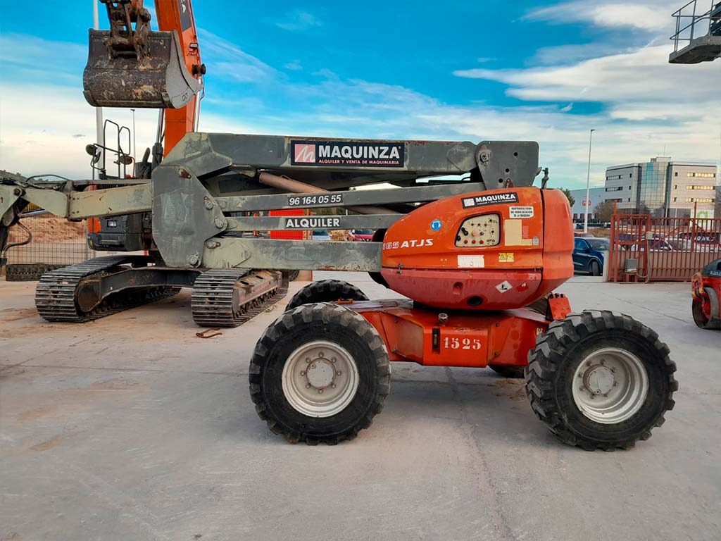MANITOU 165ATJ - Nacelle articulée: photos 3 MANITOU 165ATJ - Nacelle articulée: photos 3