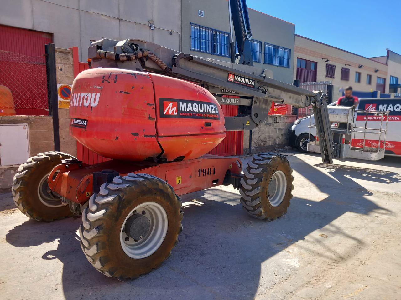 MANITOU 180ATJ - Nacelle articulée: photos 2 MANITOU 180ATJ - Nacelle articulée: photos 2