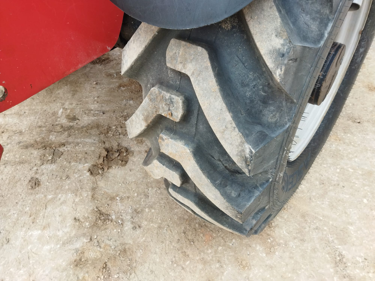 Chariot télescopique MANITOU MT1335 EASY: photos 10