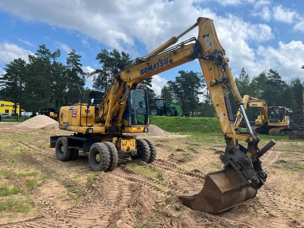 Komatsu PW 160 ES-7K - Pelle sur pneus: photos 2 Komatsu PW 160 ES-7K - Pelle sur pneus: photos 2