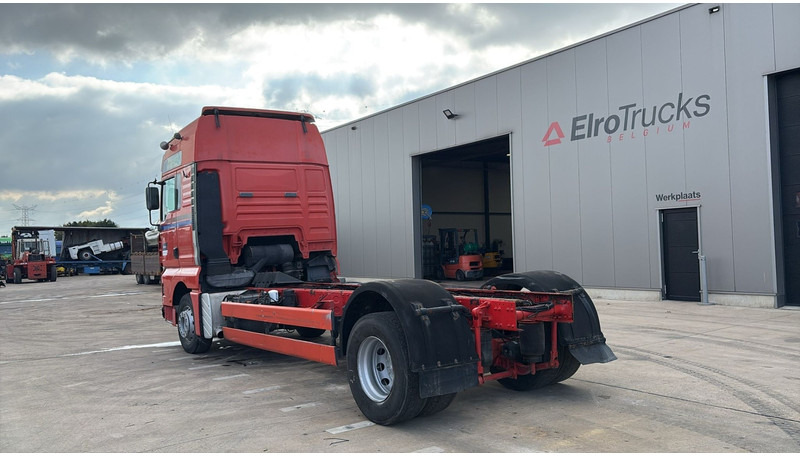 MAN TGA 18.410 (POMPE MANUELLE / MANUAL PUMP / BOITE MANUELLE / MANUAL GEARBOX) — crédit-bail MAN TGA 18.410 (POMPE MANUELLE / MANUAL PUMP / BOITE MANUELLE / MANUAL GEARBOX): photos 6