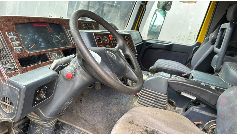 Camion benne Mercedes-Benz ACTROS 2640 (EPS / LAMES / GRAND PONT / 6X4 / 3 PEDALES): photos 17