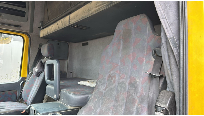 Camion benne Mercedes-Benz ACTROS 2640 (EPS / LAMES / GRAND PONT / 6X4 / 3 PEDALES): photos 18