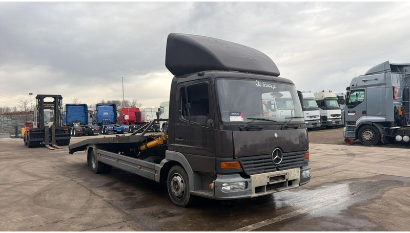Mercedes-Benz Atego 815 (PROBLEM EMBREYAGE / CLUTCH PROBLEM / HOLLAND TRUCK / RHD) - Camion porte-voitures, Camion grue: photos 4 Mercedes-Benz Atego 815 (PROBLEM EMBREYAGE / CLUTCH PROBLEM / HOLLAND TRUCK / RHD) - Camion porte-voitures, Camion grue: photos 4