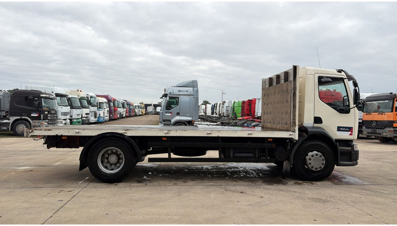 Renault Midlum 270 (18 TONNES / BOITE MANUELLE / MANUAL GEARBOX / GOOD CONDITION) - Camion plateau: photos 4 Renault Midlum 270 (18 TONNES / BOITE MANUELLE / MANUAL GEARBOX / GOOD CONDITION) - Camion plateau: photos 4