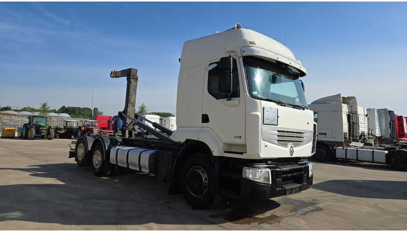 Renault Premium 450 DXI (BOITE MANUELLE / MANUAL GEARBOX / 6X2 / LAMES DEVANT) - Châssis cabine: photos 3 Renault Premium 450 DXI (BOITE MANUELLE / MANUAL GEARBOX / 6X2 / LAMES DEVANT) - Châssis cabine: photos 3
