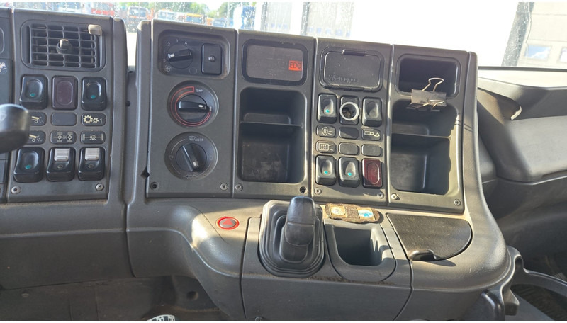 Camion benne Scania 124-420 (BIG AXLE / GRAND PONT / LAMES / STEEL SUSP. / MANUAL GEARBOX / BOITE MANUELLE): photos 15