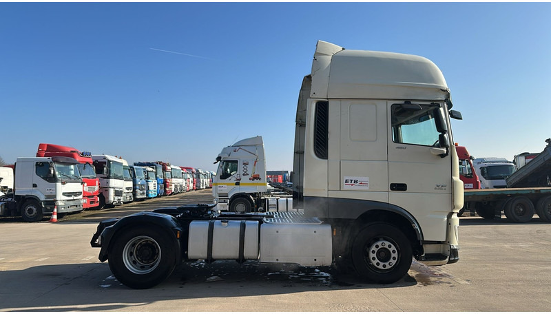 DAF 106 XF 460 (BOITE MANUELLE / MANUAL GEARBOX / 834.000 KM / EURO 6) - Tracteur routier: photos 4 DAF 106 XF 460 (BOITE MANUELLE / MANUAL GEARBOX / 834.000 KM / EURO 6) - Tracteur routier: photos 4