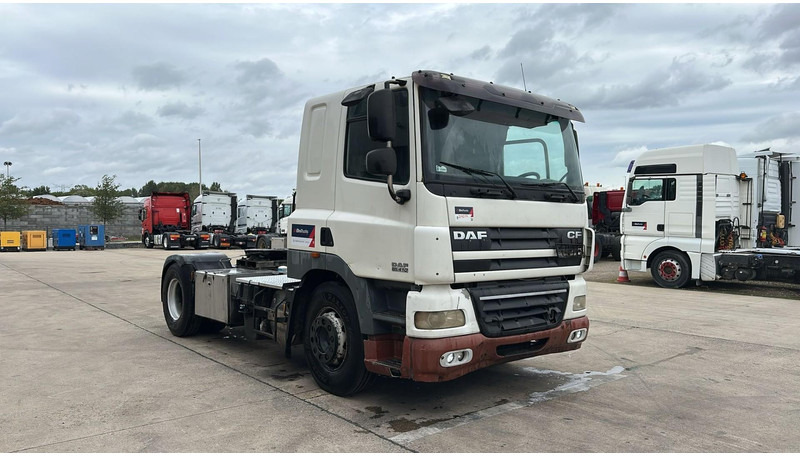 DAF CF 85.410 (BOITE MANUELLE / MANUAL GEARBOX) - Tracteur routier: photos 2 DAF CF 85.410 (BOITE MANUELLE / MANUAL GEARBOX) - Tracteur routier: photos 2