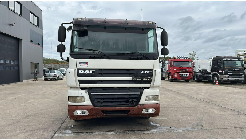 DAF CF 85.410 (BOITE MANUELLE / MANUAL GEARBOX) - Tracteur routier: photos 4 DAF CF 85.410 (BOITE MANUELLE / MANUAL GEARBOX) - Tracteur routier: photos 4