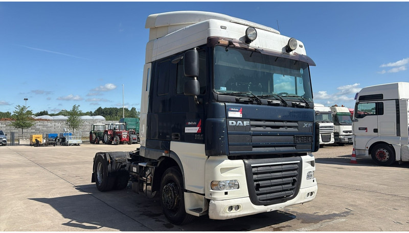 DAF XF 105.410 (GOOD CONDITION / AIRCO / AC) - Tracteur routier: photos 3 DAF XF 105.410 (GOOD CONDITION / AIRCO / AC) - Tracteur routier: photos 3