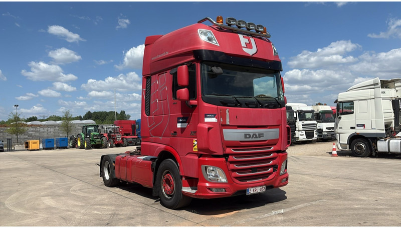 DAF XF 460 (BELGIAN TRUCK / RETARDER / EURO 6 / STANDKLIMA / 2 TANKS / FULL SPOILERS) - Tracteur routier: photos 3 DAF XF 460 (BELGIAN TRUCK / RETARDER / EURO 6 / STANDKLIMA / 2 TANKS / FULL SPOILERS) - Tracteur routier: photos 3