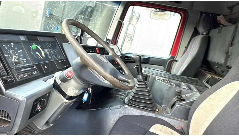 Tracteur routier Mercedes-Benz Actros 1840 (4X4 / LAMES / GRANT PONT / PARFAIT ETAT / MP1 / V6 / ALLRAD): photos 18