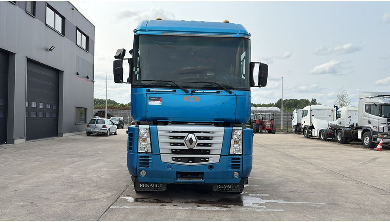 Renault AE 480 Magnum E-tech (6X2 / 8 TYRES / BOITE MANUELLE / PARFAIT ETAT / TRACTEUR ORIGINAL / MANUAL GEARBOX / PTO) - Tracteur routier: photos 2 Renault AE 480 Magnum E-tech (6X2 / 8 TYRES / BOITE MANUELLE / PARFAIT ETAT / TRACTEUR ORIGINAL / MANUAL GEARBOX / PTO) - Tracteur routier: photos 2