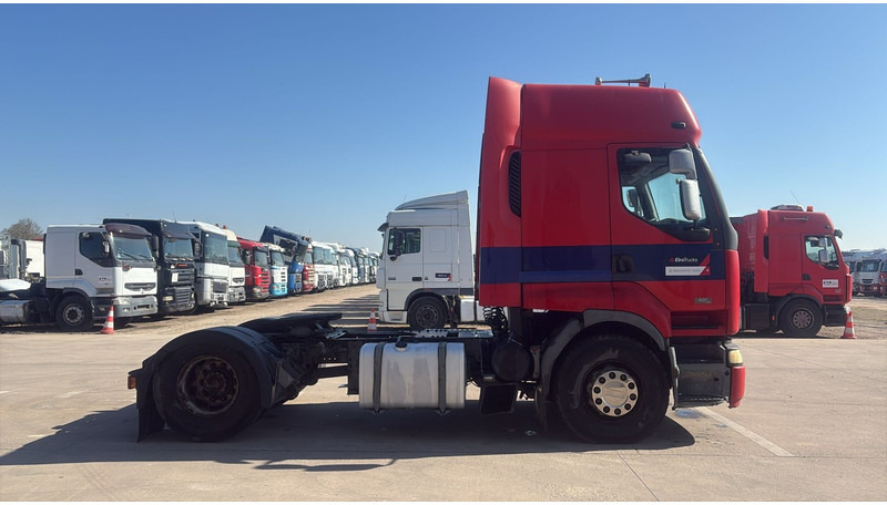 Renault Premium 420 (BOITE MANUELLE / MANUAL GEARBOX) - Tracteur routier: photos 4 Renault Premium 420 (BOITE MANUELLE / MANUAL GEARBOX) - Tracteur routier: photos 4