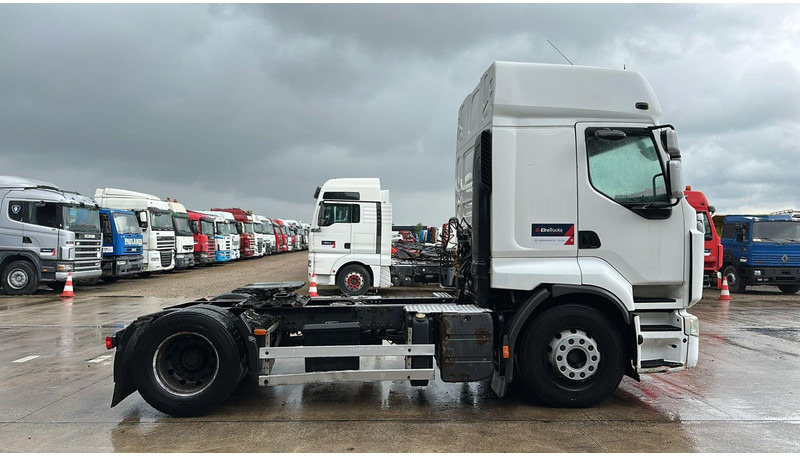 Renault Premium 450 (BOITE MANUELLE / MANUAL GEARBOX) - Tracteur routier: photos 4 Renault Premium 450 (BOITE MANUELLE / MANUAL GEARBOX) - Tracteur routier: photos 4