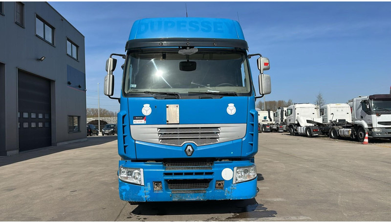 Renault Premium 450 DXI (BOITE MANUELLE / MANUAL GEARBOX) - Tracteur routier: photos 3 Renault Premium 450 DXI (BOITE MANUELLE / MANUAL GEARBOX) - Tracteur routier: photos 3