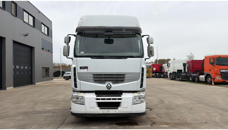 Renault Premium 450 DXI (BOITE MANUELLE / MANUAL GEARBOX) - Tracteur routier: photos 2 Renault Premium 450 DXI (BOITE MANUELLE / MANUAL GEARBOX) - Tracteur routier: photos 2