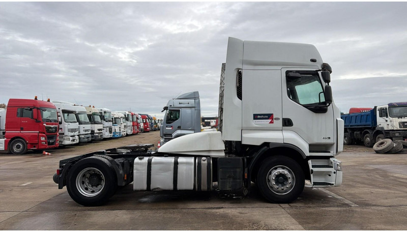 Renault Premium 460 DXI (GOOD CONDITION / BONNE ETAT) - Tracteur routier: photos 3 Renault Premium 460 DXI (GOOD CONDITION / BONNE ETAT) - Tracteur routier: photos 3