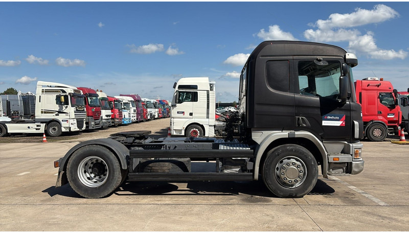 Scania 124 - 360 (MANUAL PUMP / POMPE MANUELLE / BOITE MANUELLE / MANUAL GEARBOX) - Tracteur routier: photos 5 Scania 124 - 360 (MANUAL PUMP / POMPE MANUELLE / BOITE MANUELLE / MANUAL GEARBOX) - Tracteur routier: photos 5