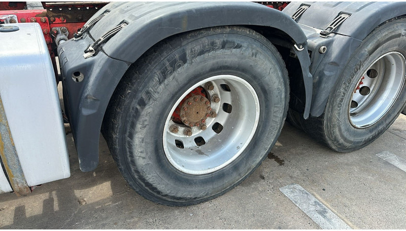 Tracteur routier Volvo FM 12 - 420 (6X4 / TRACTEUR ORIGINAL / BOITE MANUELLE / MANUAL GEARBOX / PROPRE): photos 9