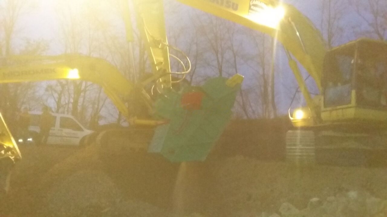 Galen Crusher Bucket - Godet pour Engins de chantier: photos 3 Galen Crusher Bucket - Godet pour Engins de chantier: photos 3