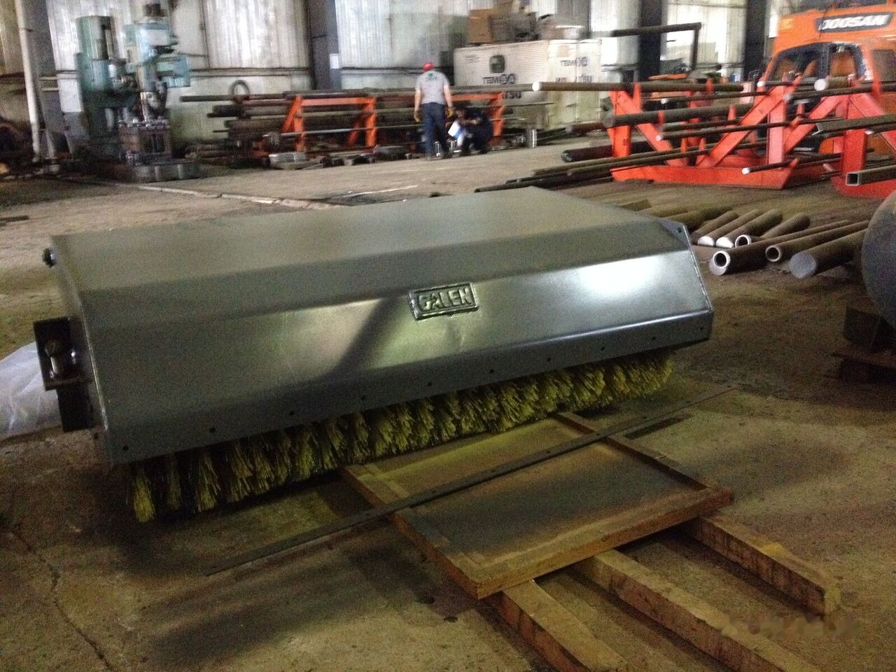 Galen New - Brosse: photos 2 Galen New - Brosse: photos 2