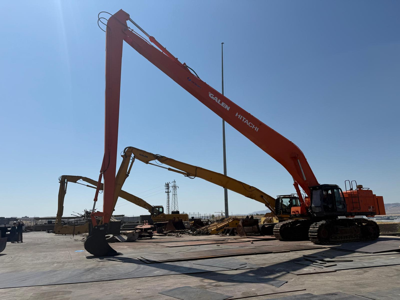 HITACHI ZX670 Long Reach Boom-Arm Manufacturing - Pelle sur chenille: photos 1 HITACHI ZX670 Long Reach Boom-Arm Manufacturing - Pelle sur chenille: photos 1