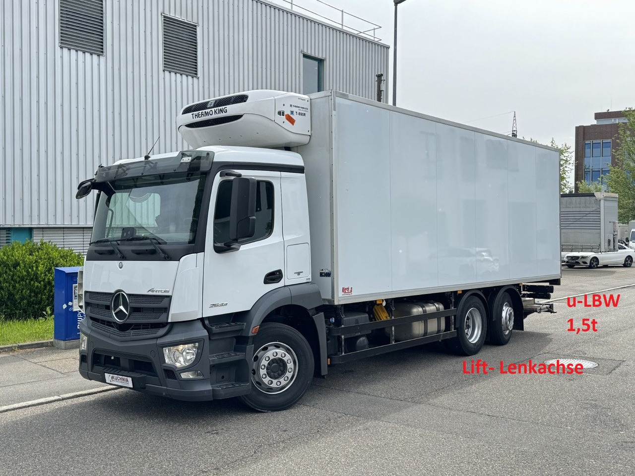 Mercedes-Benz Antos 2533L Kühlkoffer TK T-800R Lenkachse TOP - Camion frigorifique: photos 1 Mercedes-Benz Antos 2533L Kühlkoffer TK T-800R Lenkachse TOP - Camion frigorifique: photos 1