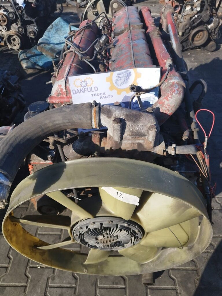 IVECO 8210.42M 470 E2 IVECO Magirus - Moteur pour Camion: photos 2 IVECO 8210.42M 470 E2 IVECO Magirus - Moteur pour Camion: photos 2