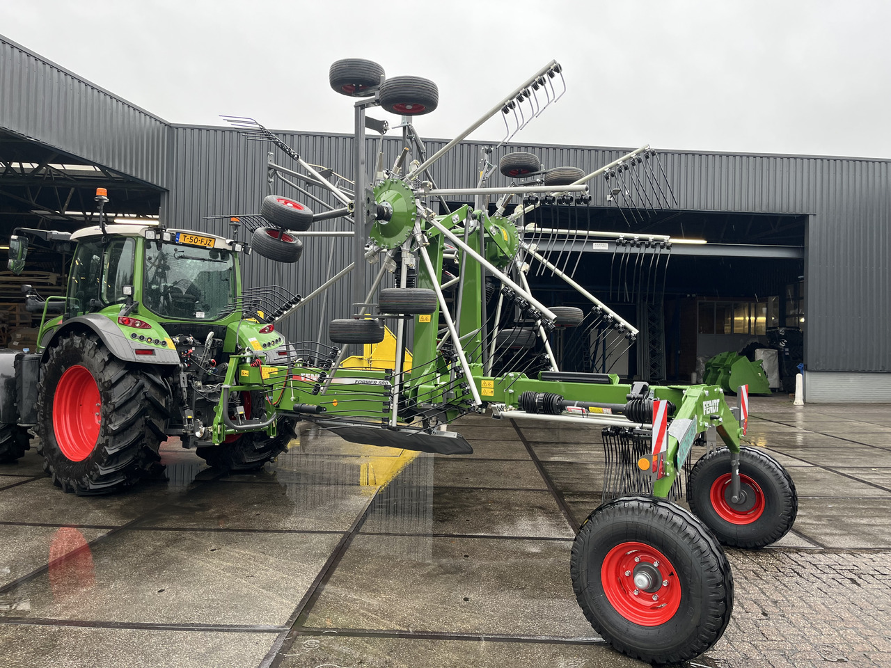 FENDT Former 880 - Herse: photos 1 FENDT Former 880 - Herse: photos 1