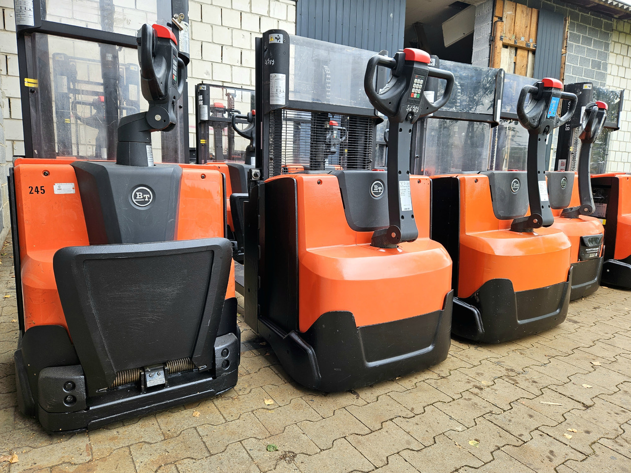 Toyota SWE 200D - Gerbeur: photos 3 Toyota SWE 200D - Gerbeur: photos 3