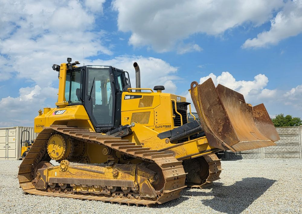 Caterpillar Caterpillar D6N LGP, 2017 ROK, PODWOZIE 80% DOBRE - Bulldozer: photos 1 Caterpillar Caterpillar D6N LGP, 2017 ROK, PODWOZIE 80% DOBRE - Bulldozer: photos 1