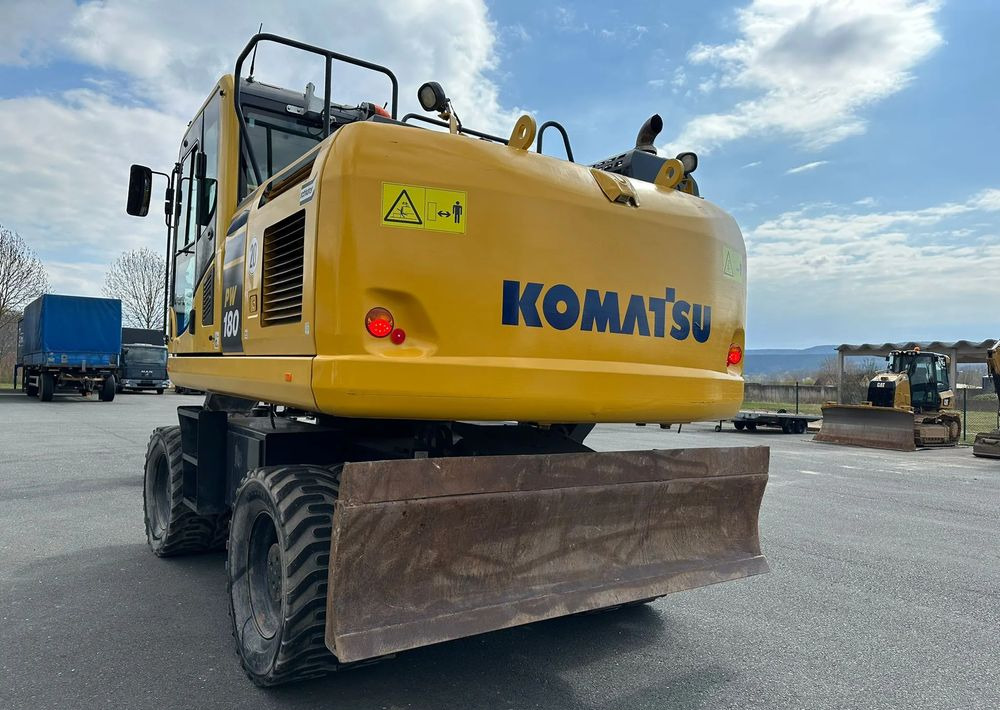 Komatsu PW 180-10, 2017 ROK, 6000 MTH, OIL QUICK - Pelle sur pneus: photos 4 Komatsu PW 180-10, 2017 ROK, 6000 MTH, OIL QUICK - Pelle sur pneus: photos 4