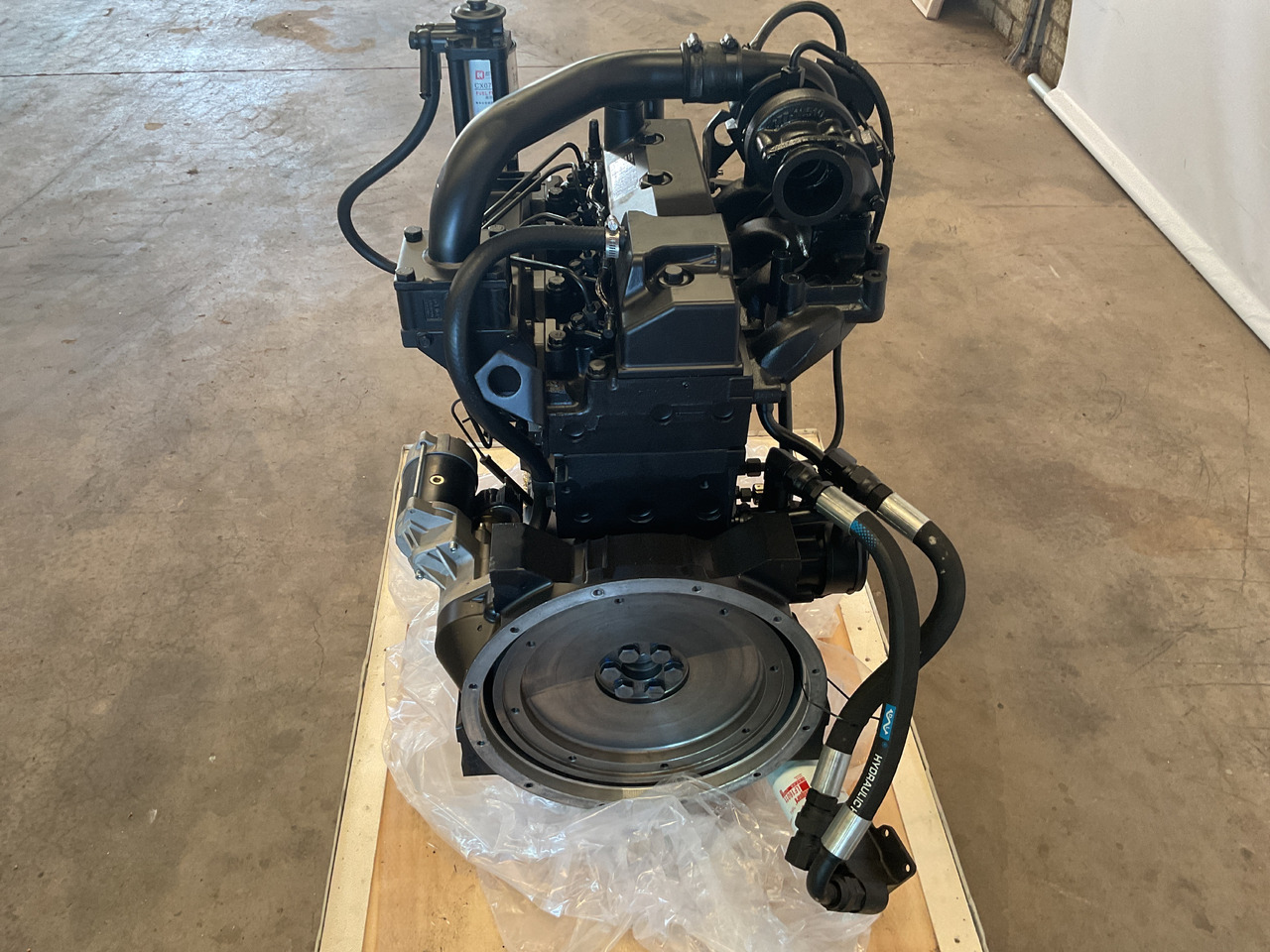 Cummins B3.3 - Moteur: photos 4 Cummins B3.3 - Moteur: photos 4