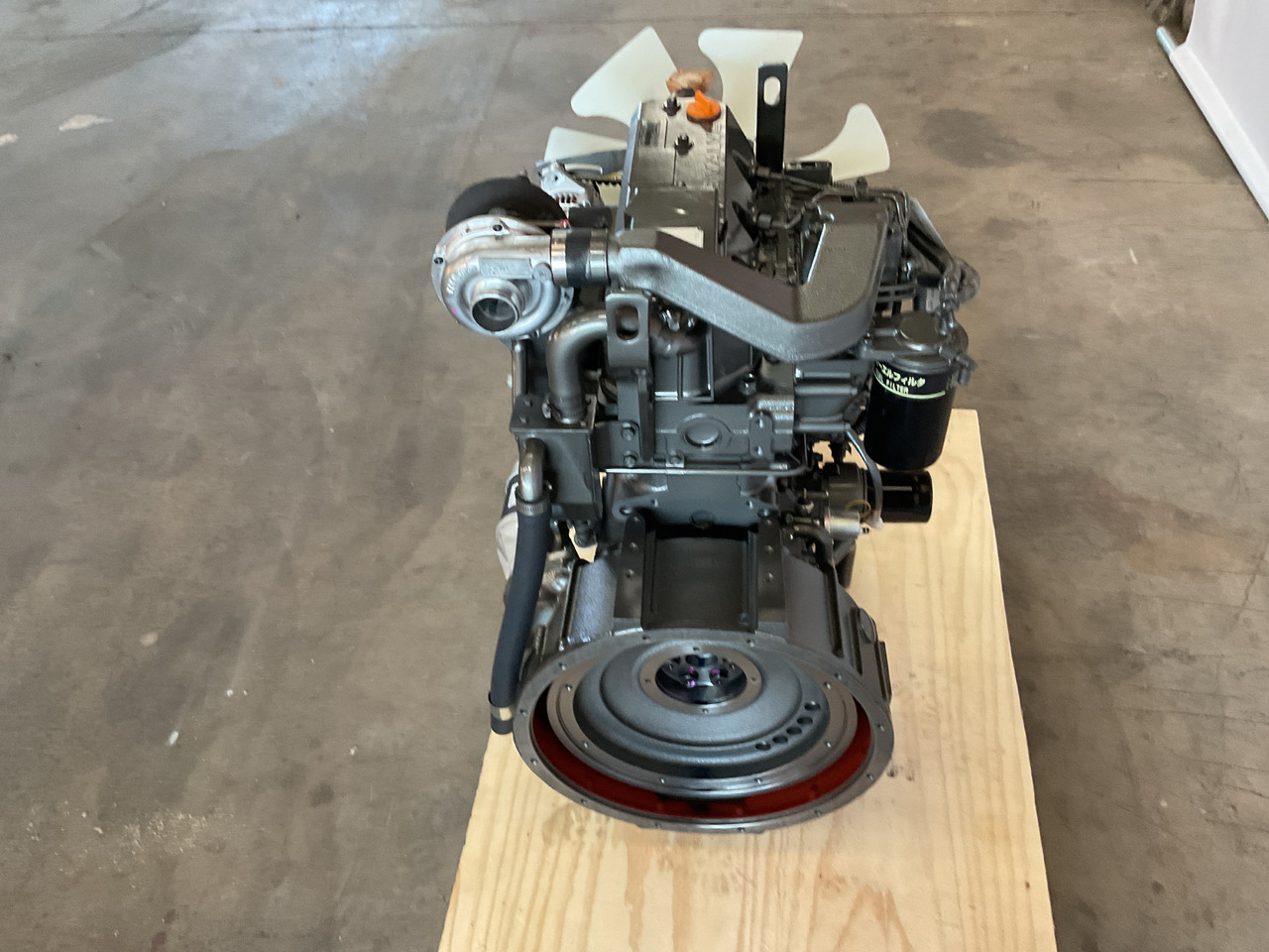 Yanmar 4TN106T - Moteur: photos 4 Yanmar 4TN106T - Moteur: photos 4