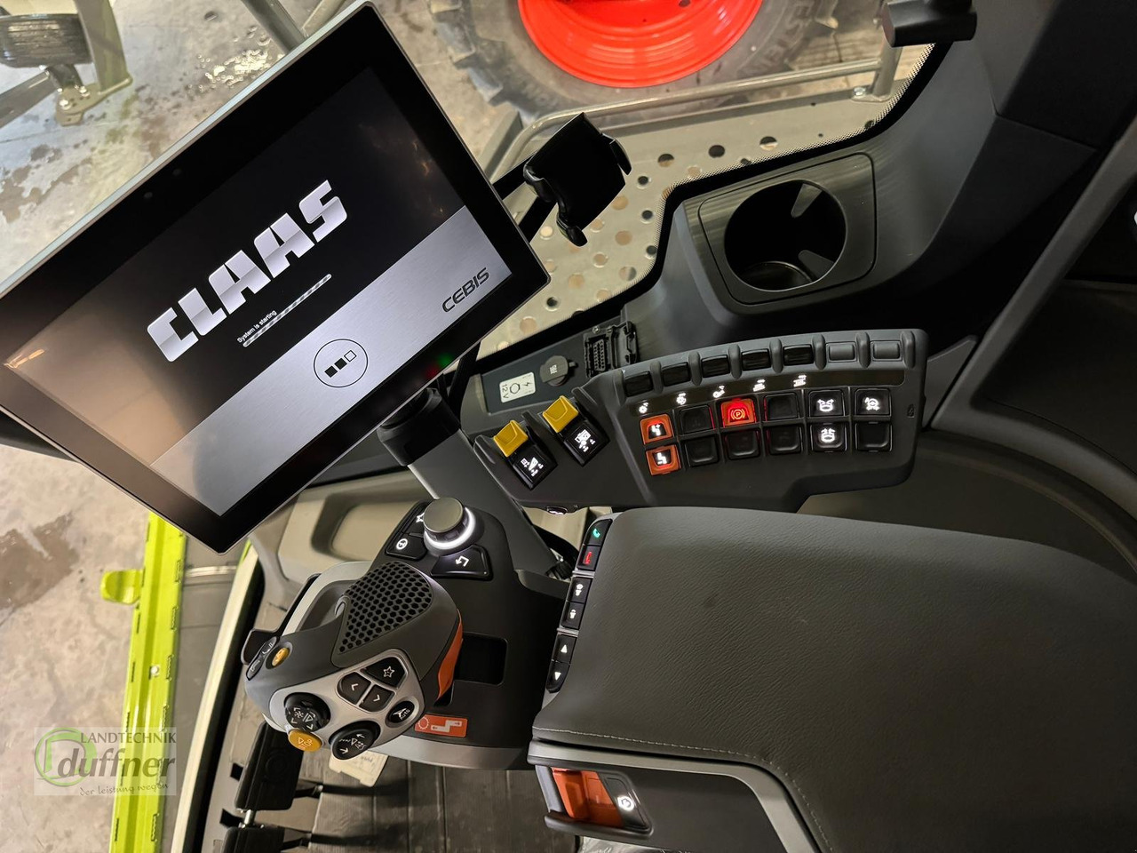 Moissonneuse-batteuse CLAAS Lexion 5400: photos 9 Moissonneuse-batteuse CLAAS Lexion 5400: photos 9