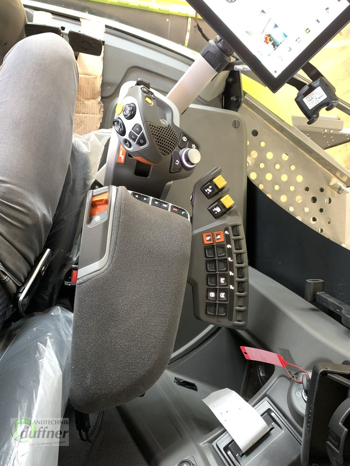 Moissonneuse-batteuse CLAAS Lexion 5400: photos 7 Moissonneuse-batteuse CLAAS Lexion 5400: photos 7