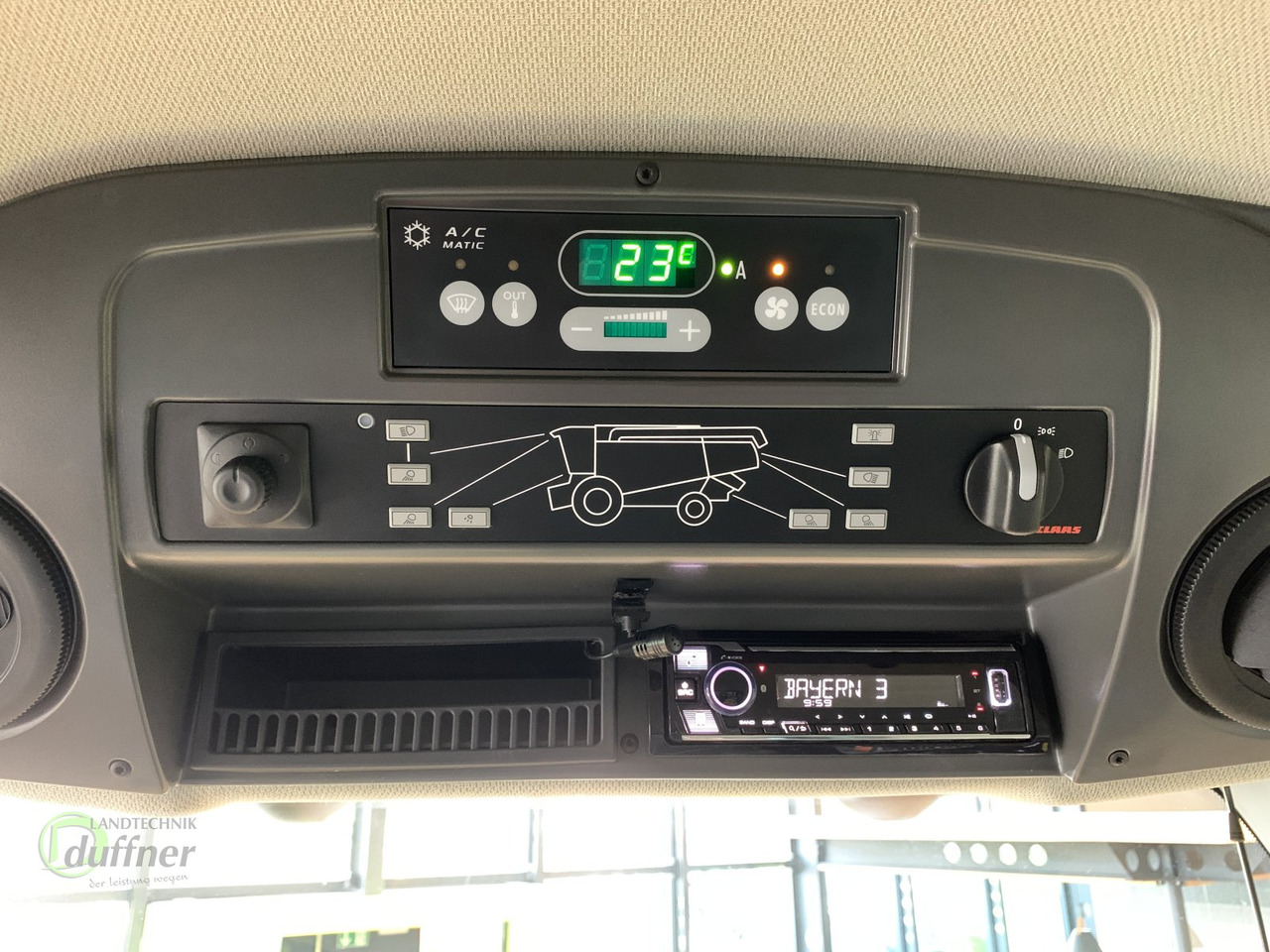 Moissonneuse-batteuse CLAAS Lexion 5400: photos 6 Moissonneuse-batteuse CLAAS Lexion 5400: photos 6