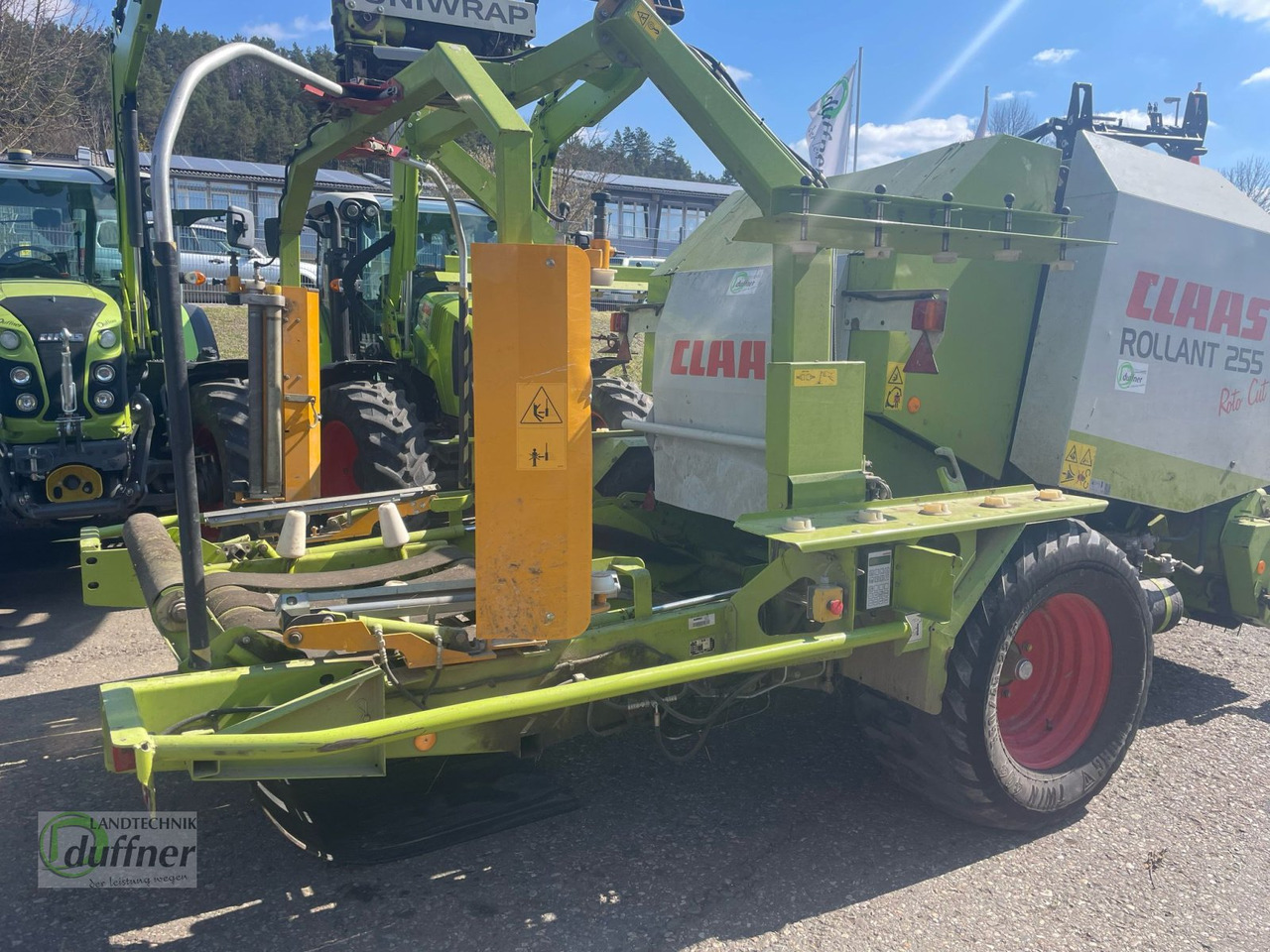 CLAAS Rollant 250 RC Uniwrap - Presse à balles rondes: photos 3 CLAAS Rollant 250 RC Uniwrap - Presse à balles rondes: photos 3