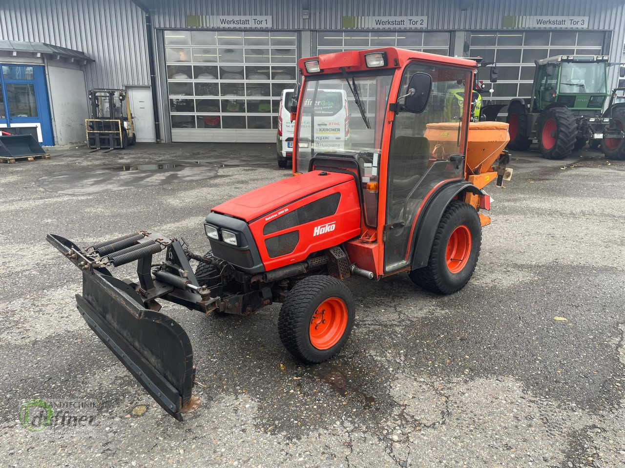 Hako Hakotrac 3000 DA - Tracteur communal: photos 2 Hako Hakotrac 3000 DA - Tracteur communal: photos 2