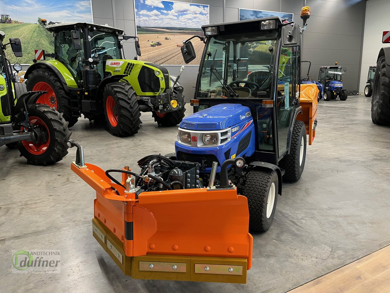 Iseki TM 3267 AHLK - Tracteur communal: photos 3 Iseki TM 3267 AHLK - Tracteur communal: photos 3